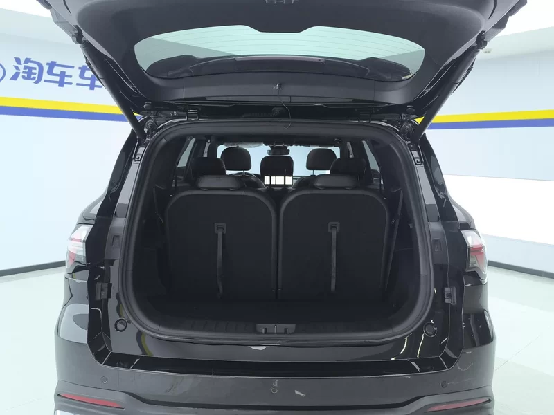 GEELY Okavango 2023 car image #21