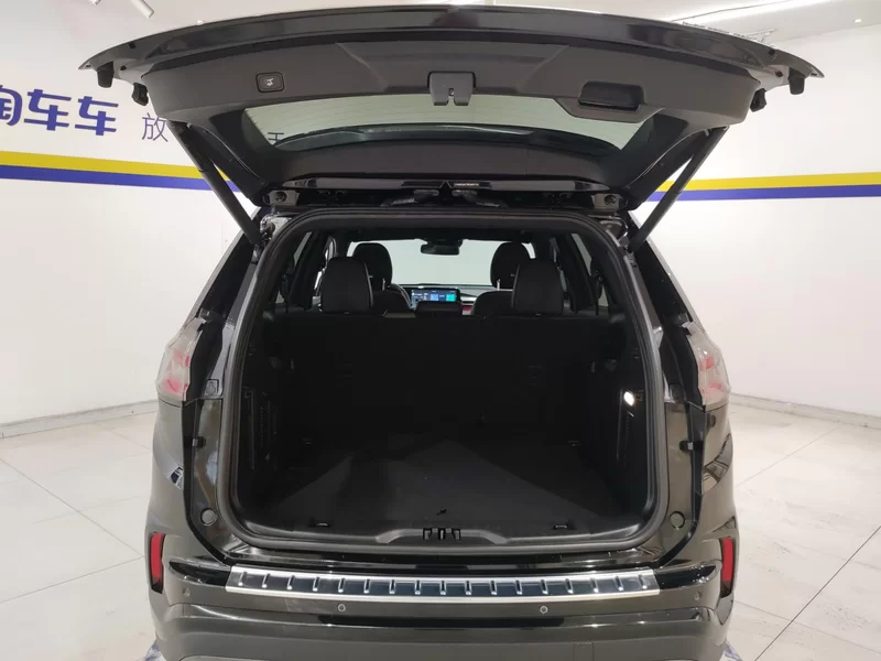 Ford Edge 2022 изображение автомобиля #21