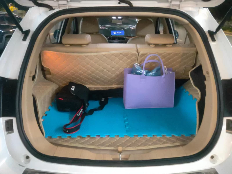 Haval H2 2015 #21 Haval H2 2015 car image #21