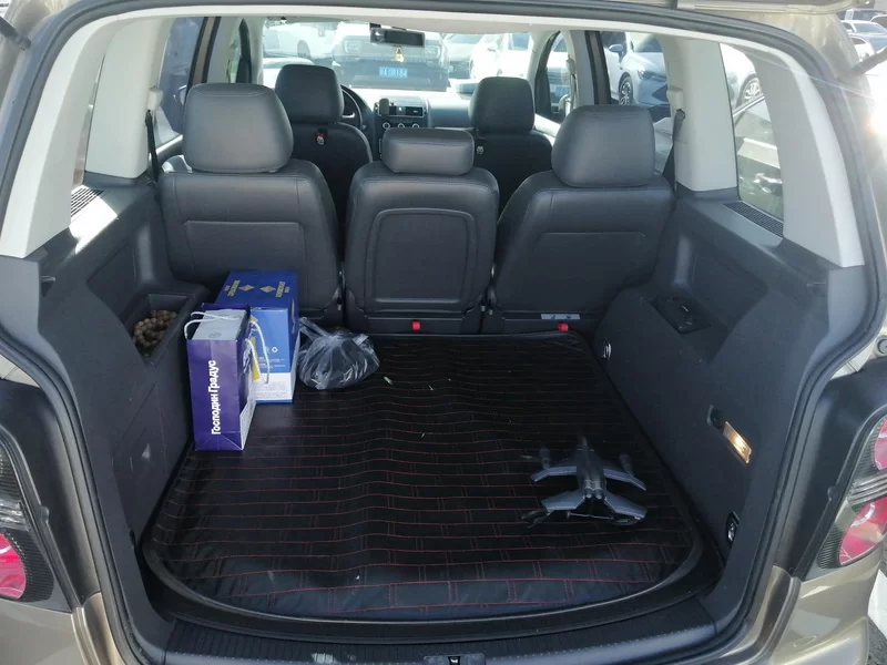 Volkswagen Touran 2016 #21 Volkswagen Touran 2016 car image #21