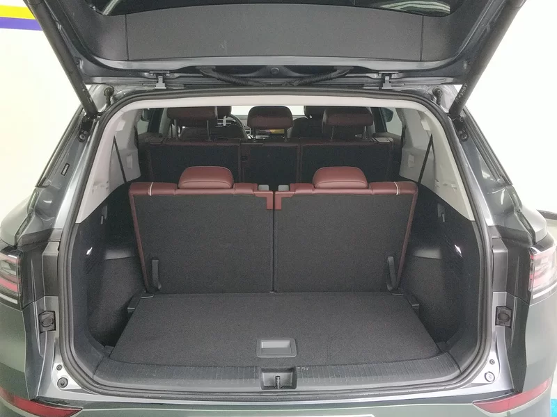 Volkswagen ID.6 X 2022 #21 Volkswagen ID.6 X 2022 car image #21