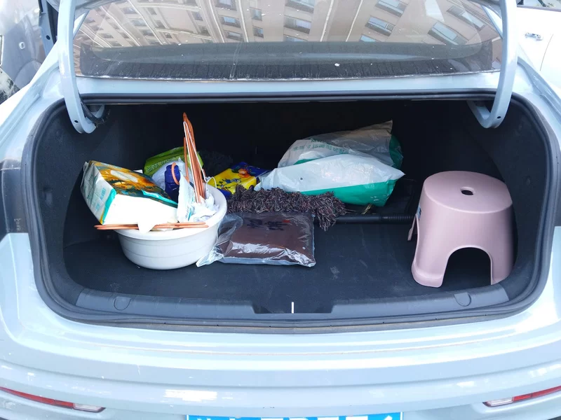 GEELY PrefaceL 2023 car image #21