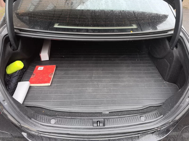 Mercedes-Benz E Class New Energy 2023 car image #21