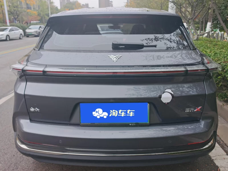 哪吒汽车 哪吒X 2024 汽车图片 #21