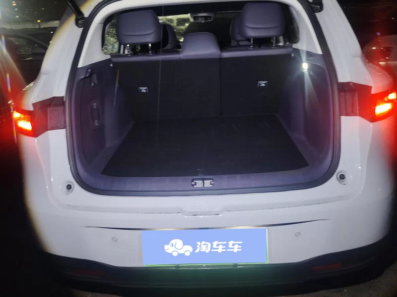 零跑汽车 零跑B10 2025 汽车图片 #21