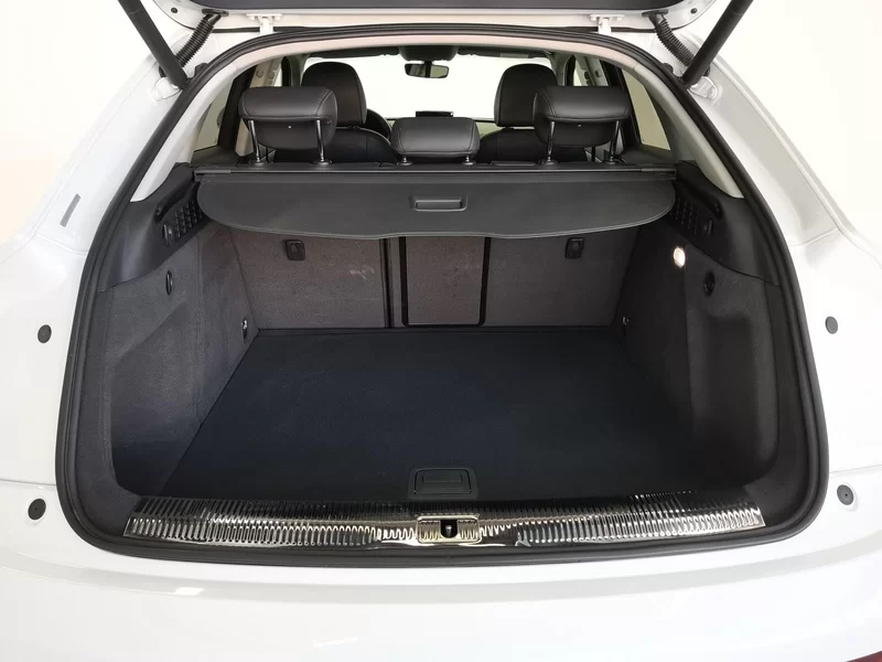 Audi Q3 2018 #21 Audi Q3 2018 car image #21