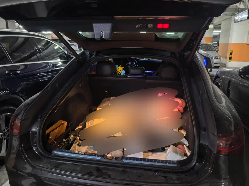 Mercedes-Benz EQS Class 2024 car image #21