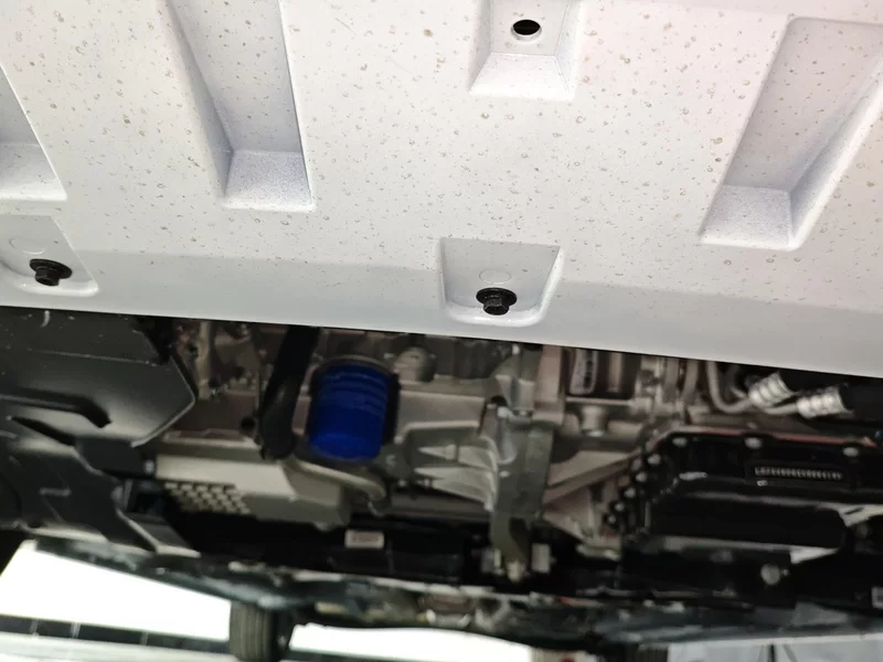 5 2025 car image #21