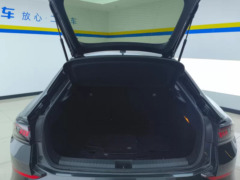 Volkswagen Lamando 2023 immagine di auto #21