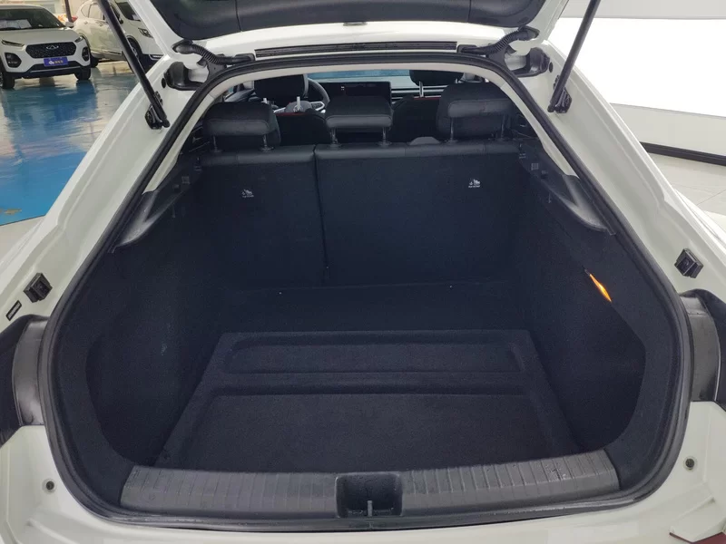 Volkswagen Lamando 2024 immagine di auto #21