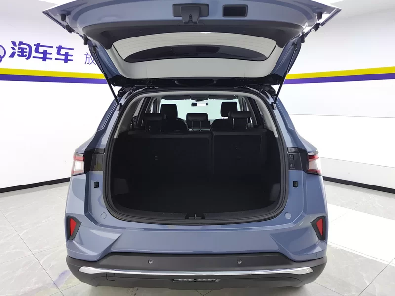 Wuling Asta 2021 #21 Wuling Asta 2021 car image #21