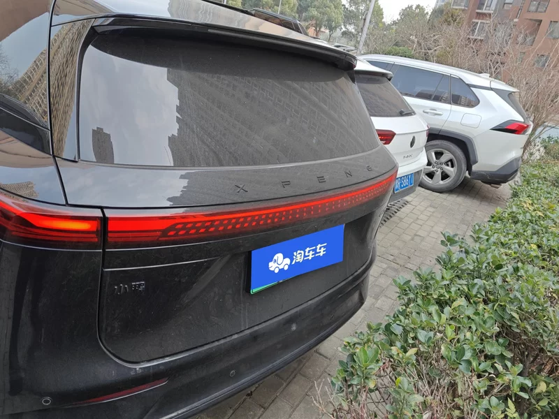 Xpeng G9 2025 immagine di auto #21