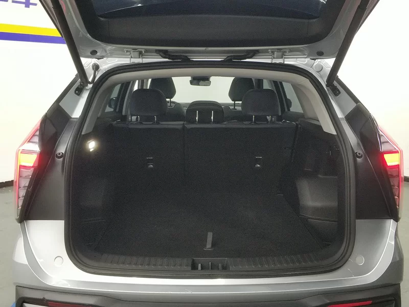GEELY Boyue L 2025 car image #21