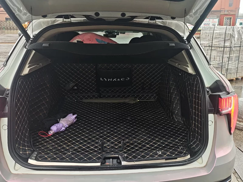 Lynk & Co 01 2018 #21 Lynk & Co 01 2018 car image #21
