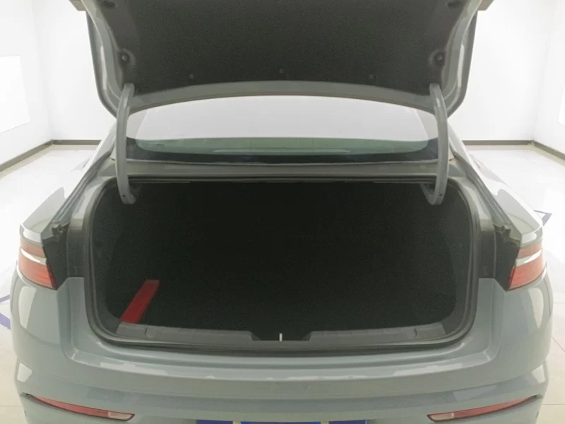 GEELY Preface 2023 car image #21