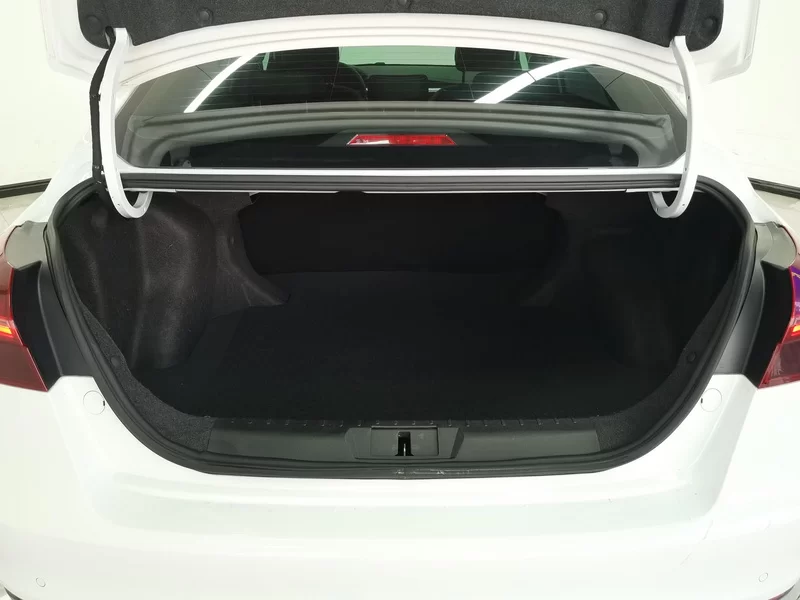 GEELY Emgrand 2020 #21 GEELY Emgrand 2020 car image #21