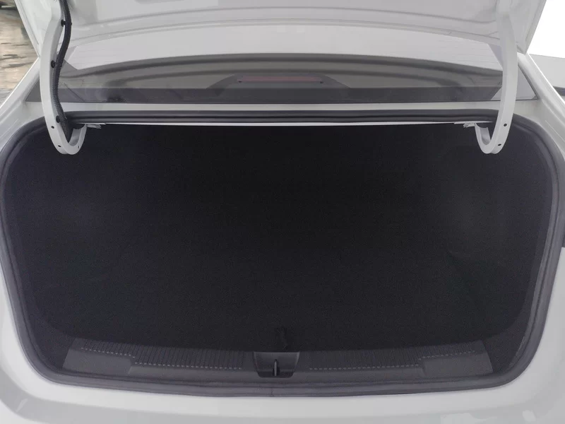 Roewe i5 2024 car image #21