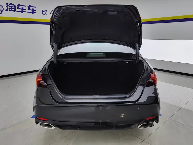 Toyota Avalon 2023 car image #21