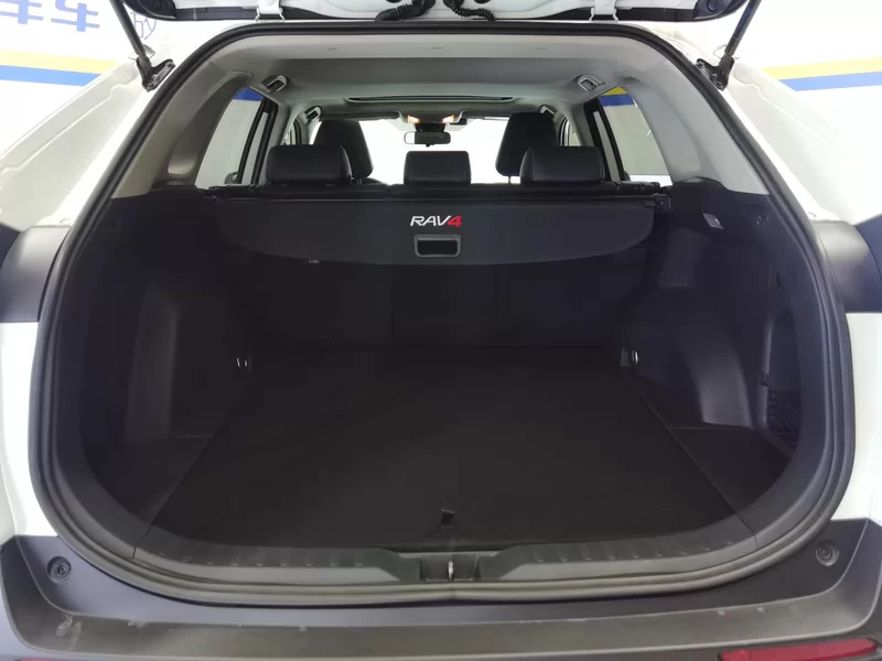 Toyota RAV4 2021 #21 Toyota RAV4 2021 car image #21