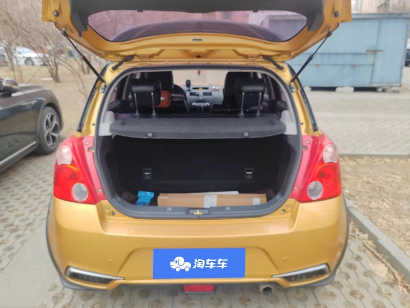 Suzuki Swift 2015 #21 Suzuki Swift 2015 car image #21