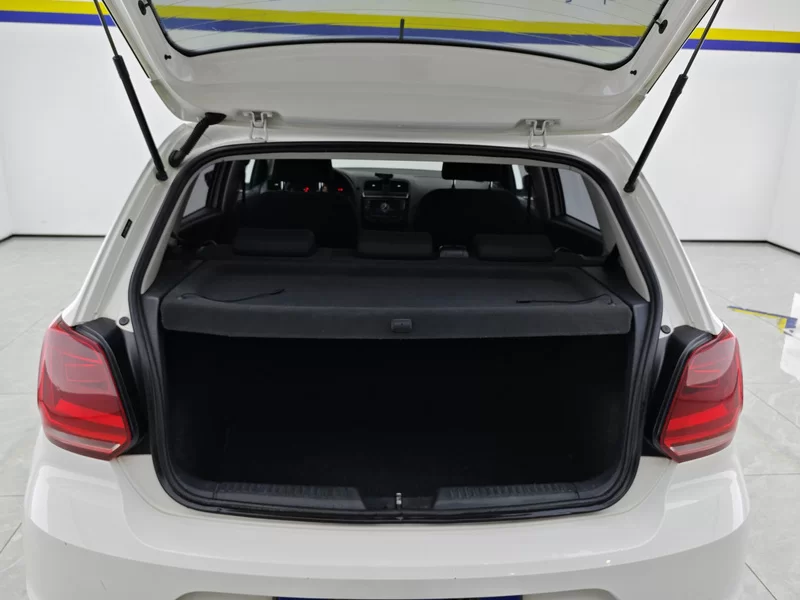 Volkswagen Polo 2014 #21 Volkswagen Polo 2014 car image #21