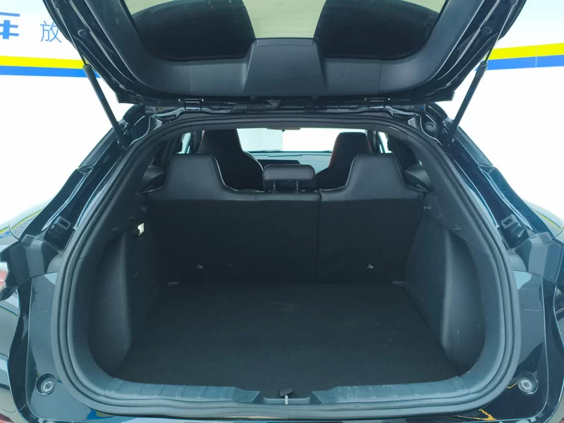 Changan UNI-T 2020 immagine di auto #21