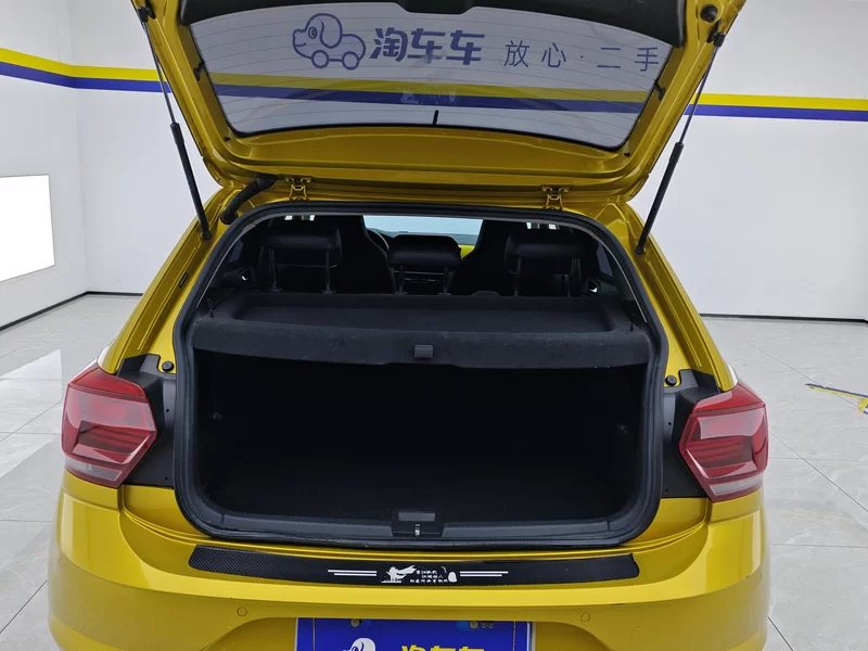 Volkswagen Polo 2019 car image #21