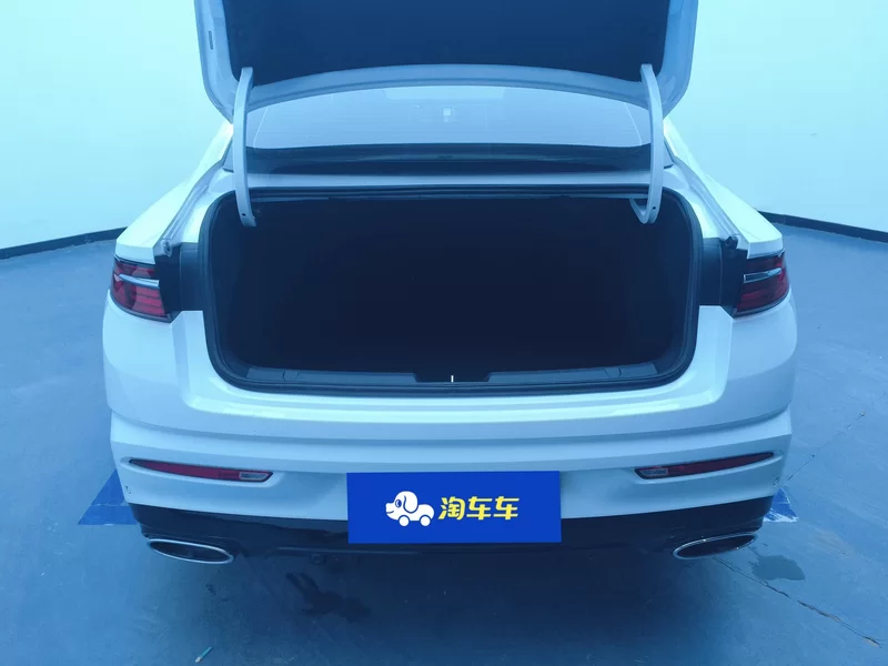 Preface 2024 imagen de coche #21