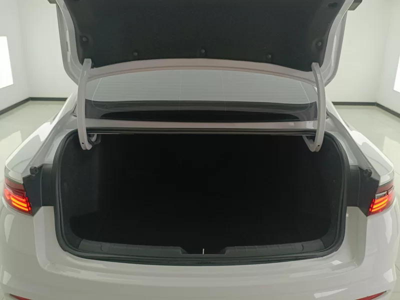 Preface 2023 #21 Preface 2023 imagen de coche #21