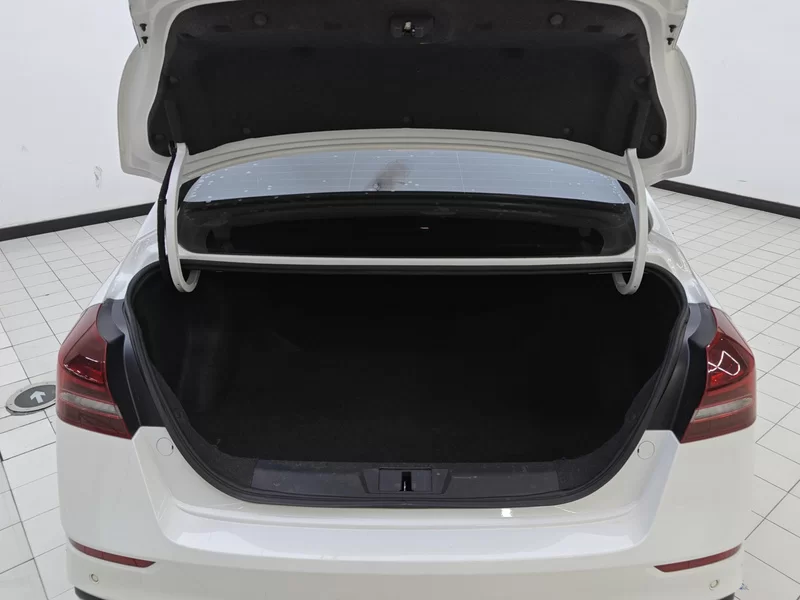 Emgrand 2021 #21 Emgrand 2021 car image #21