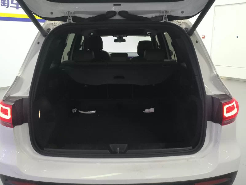 Mercedes-Benz GLB Class 2022 car image #21