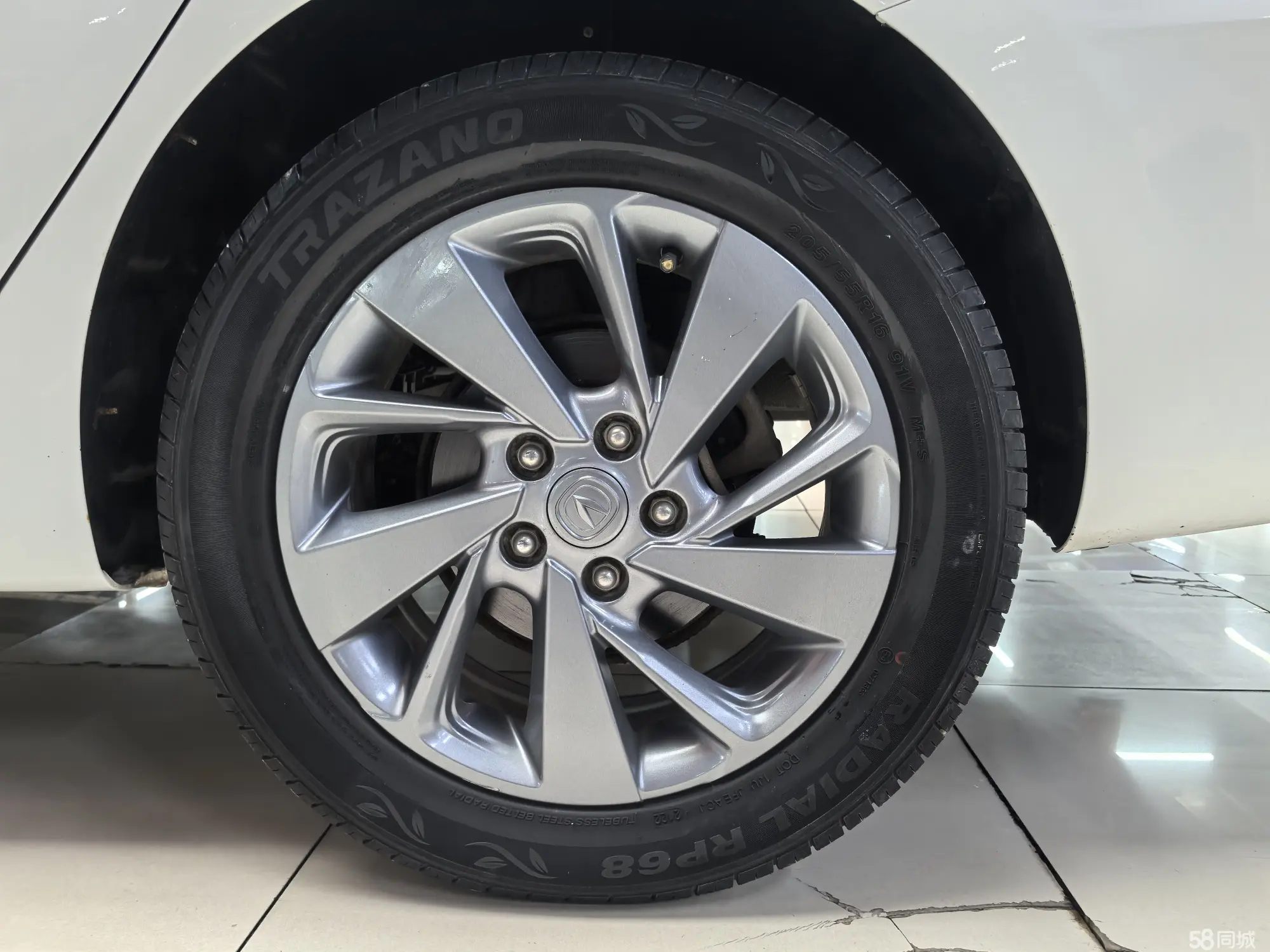 Changan Eado DT 2018 car image #21