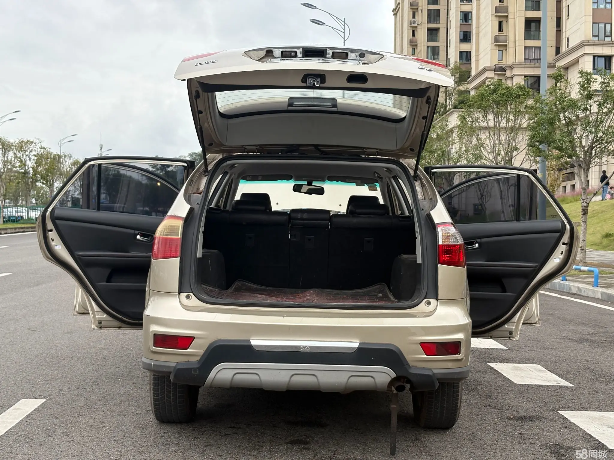 BYD S6 2015 car image #21