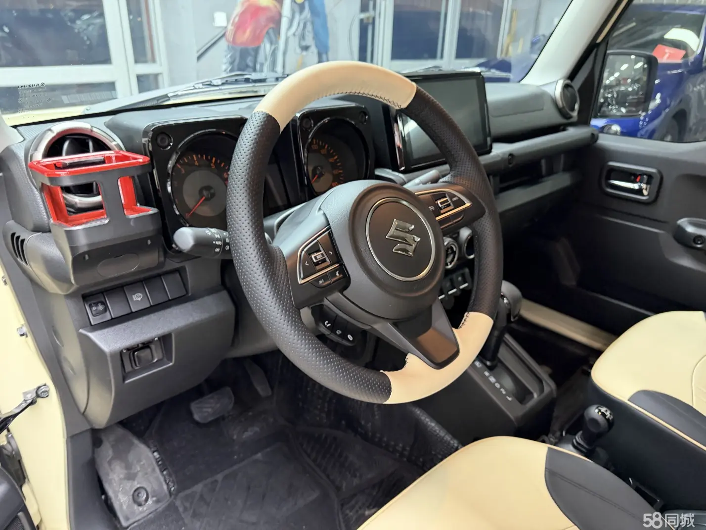 Suzuki 2010 car image #21