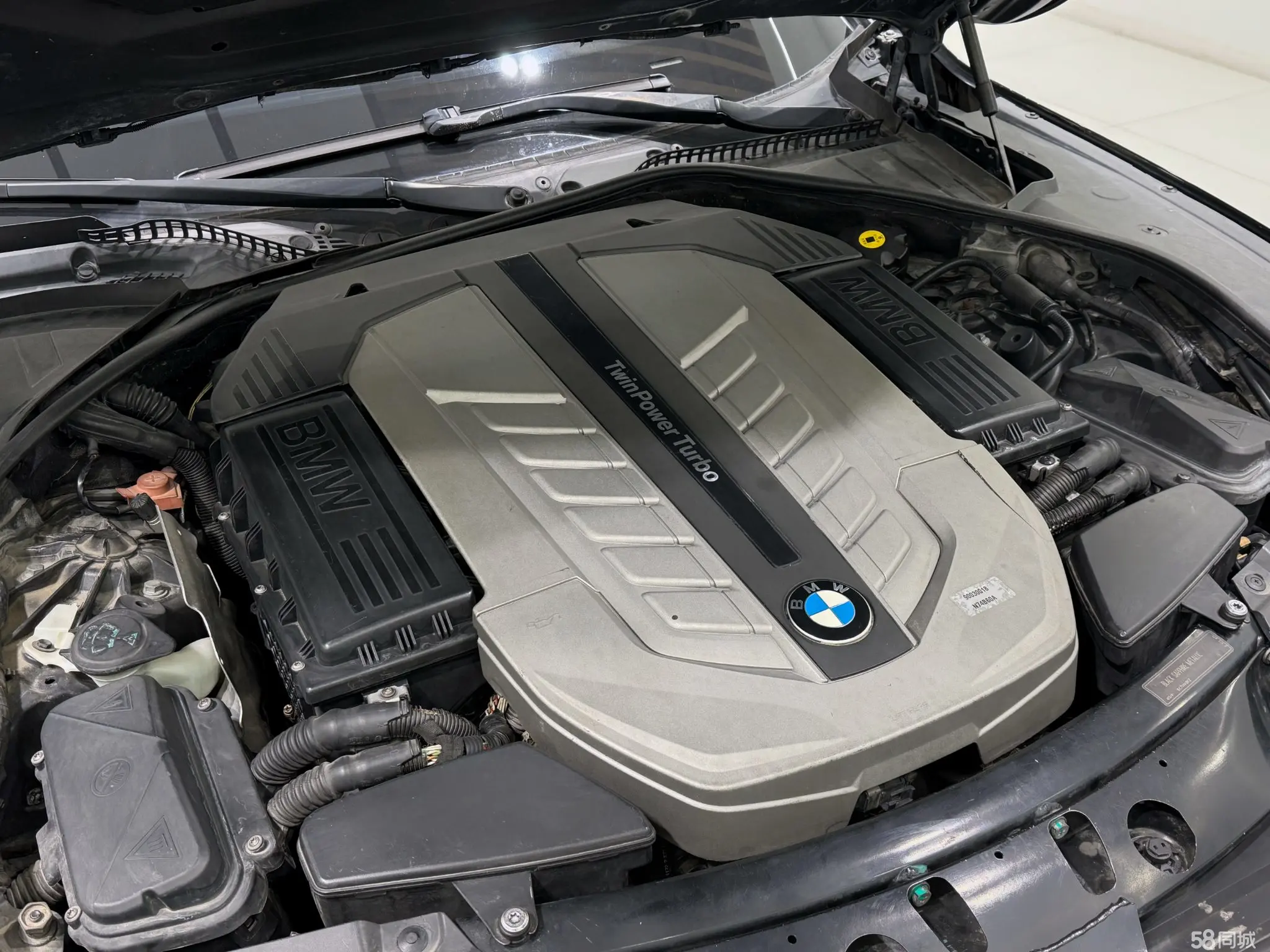 BMW 7 Series 2012 imagem de carro #21