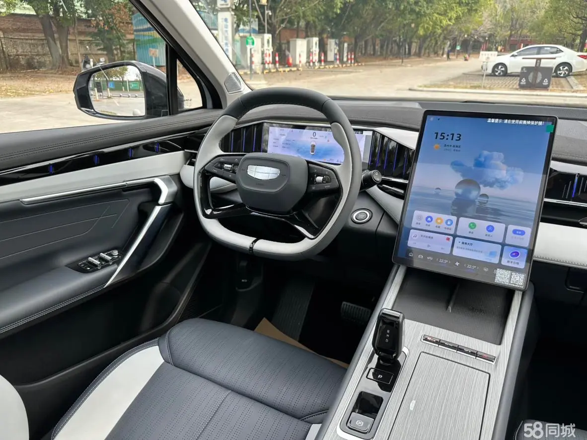 GEELY Boyue L 2026 car image #21