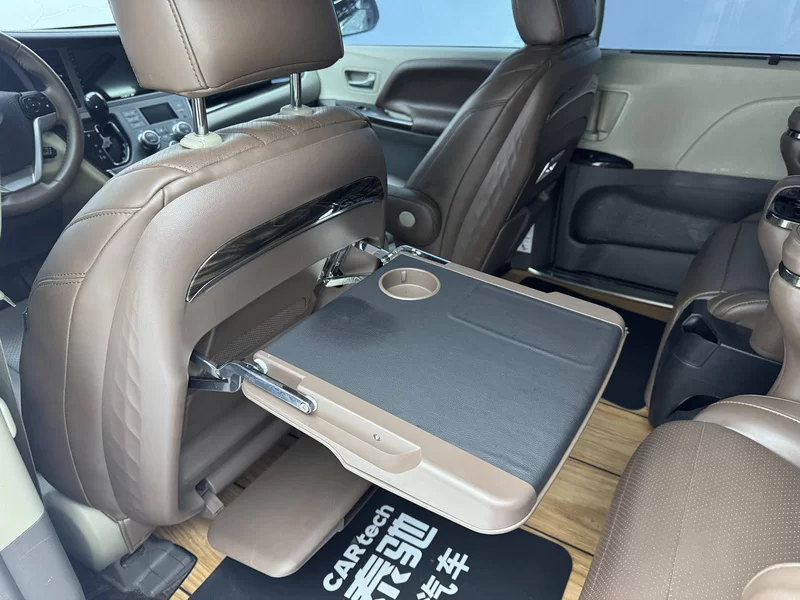 Toyota SIENNA 2019 صورة سيارة #21