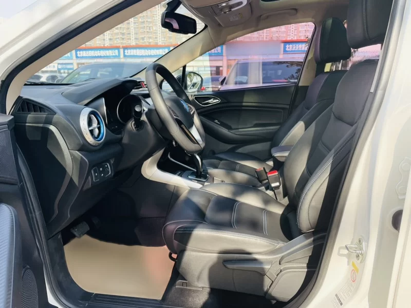 BYD Yuan New Energy 2019 #21 BYD Yuan New Energy 2019 car image #21