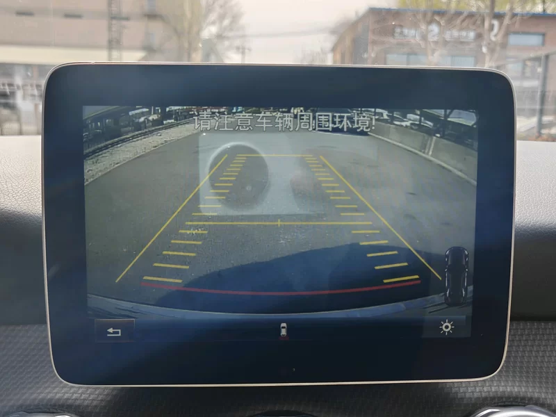 Mercedes-Benz GLA Class 2017 car image #21