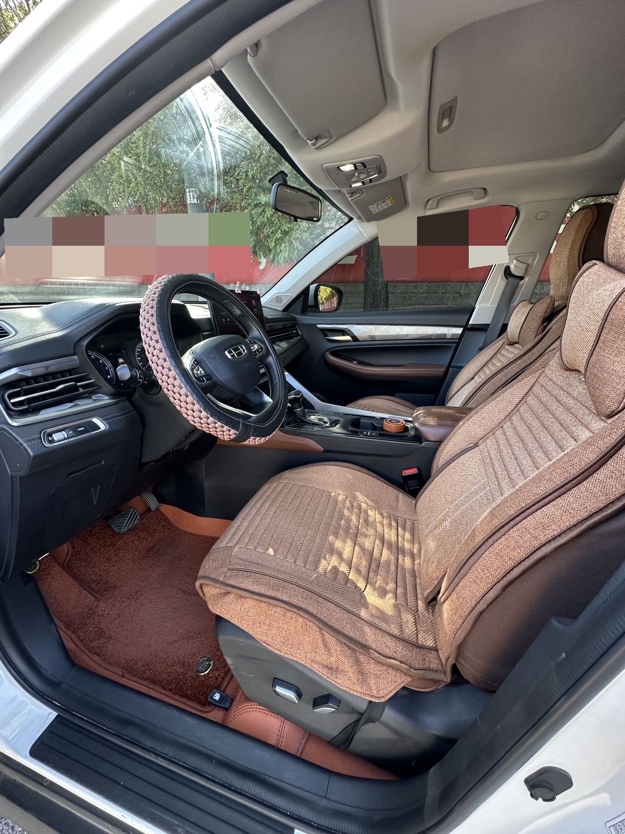 GEELY Vision X6 2023 صورة سيارة #2