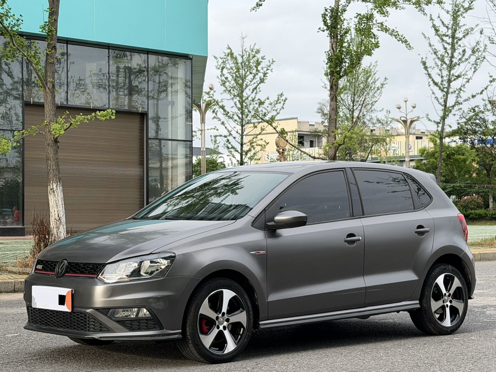 Volkswagen Polo 2016 Volkswagen Polo 2016 car image