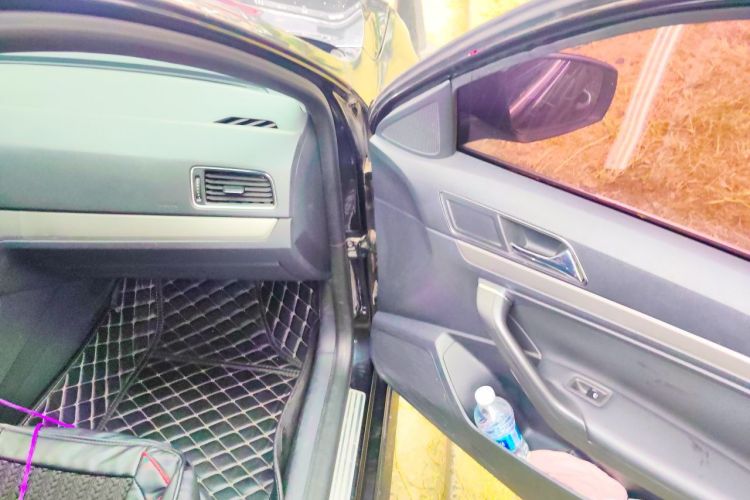 Volkswagen Lavida 2016 car image #21