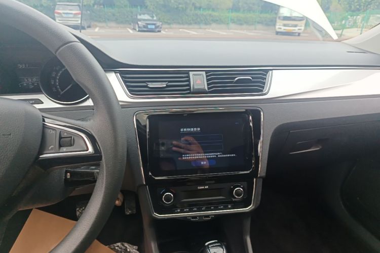 Skoda Rapid 2021 car image #13