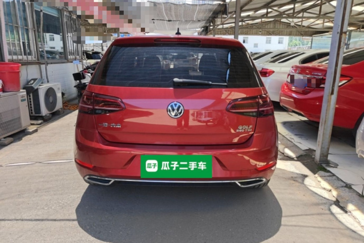 Volkswagen Golf 2019 car image #6