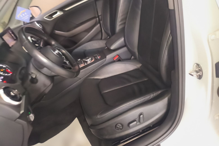 Audi A3 2019 #15 Audi A3 2019 صورة سيارة #15