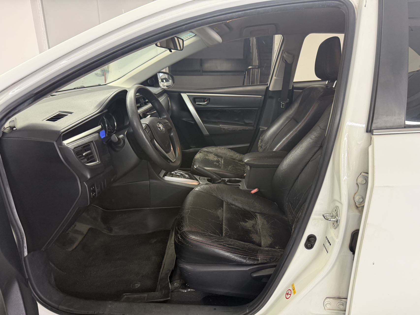 Toyota Corolla 2015 immagine di auto #4