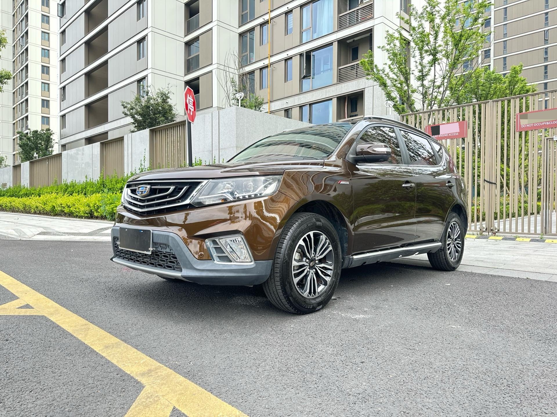 GEELY Vision X6 2018 car image 