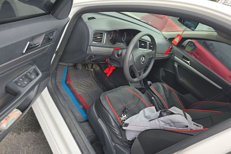 Volkswagen Lavida 2018 car image #16