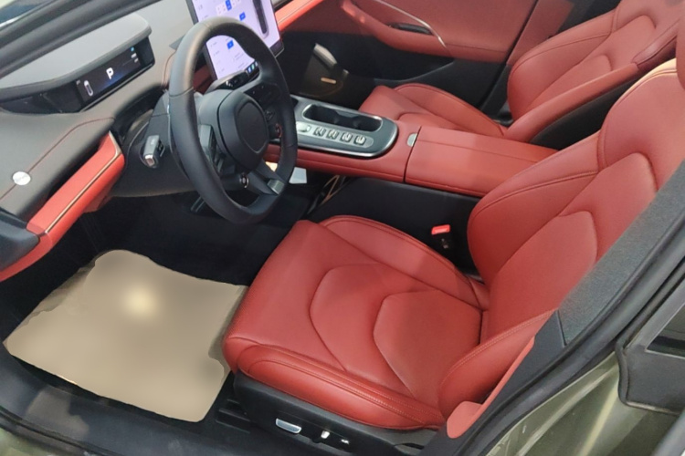 MI SU7 2024 car image #17