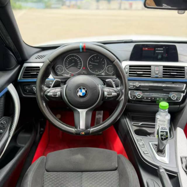 BMW 3 Series 2017 #9 BMW 3 Series 2017 car image #9